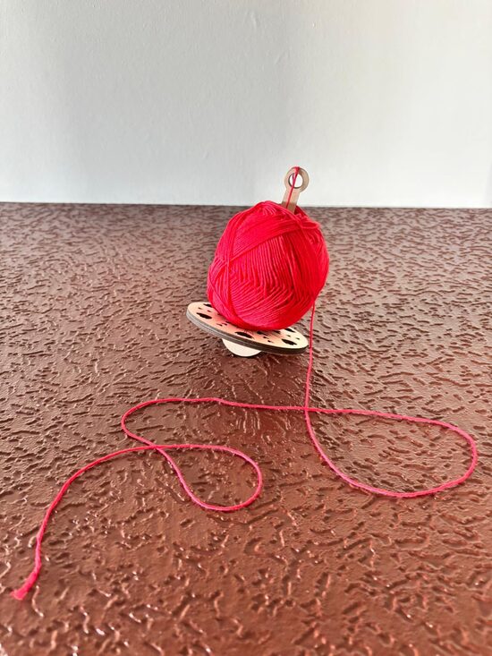 Dzijas turētājs "Tulpes"